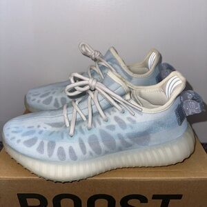 Yeezy Boost 350 ‘Mono Ice’ Men’s size 5.5